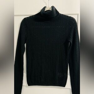 GAP Black Textured Knit Top